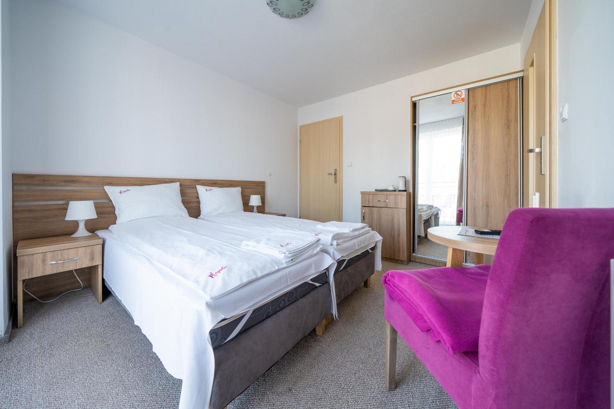 Magnolia Pokoje I Apartamenty Dębki Exterior foto