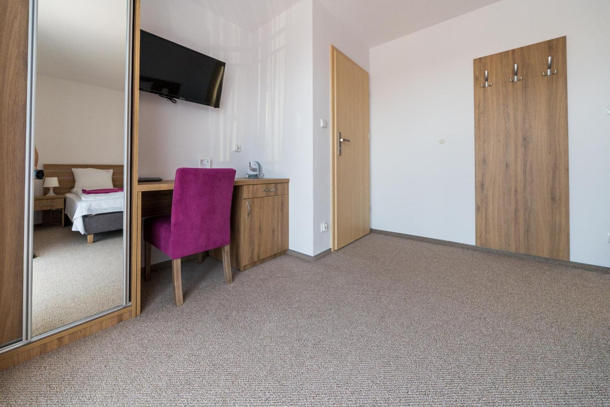 Magnolia Pokoje I Apartamenty Dębki Exterior foto